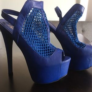 Privileged Patent Blue Slingback Platform Heel